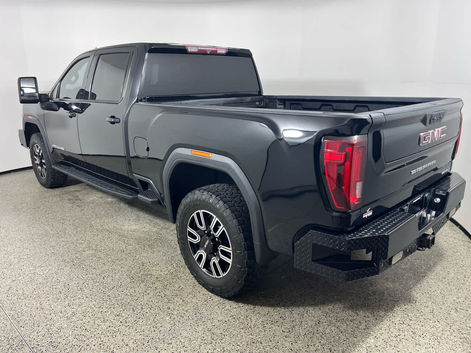 2022 GMC Sierra 2500HD 4WD Crew Cab Standard Bed AT4