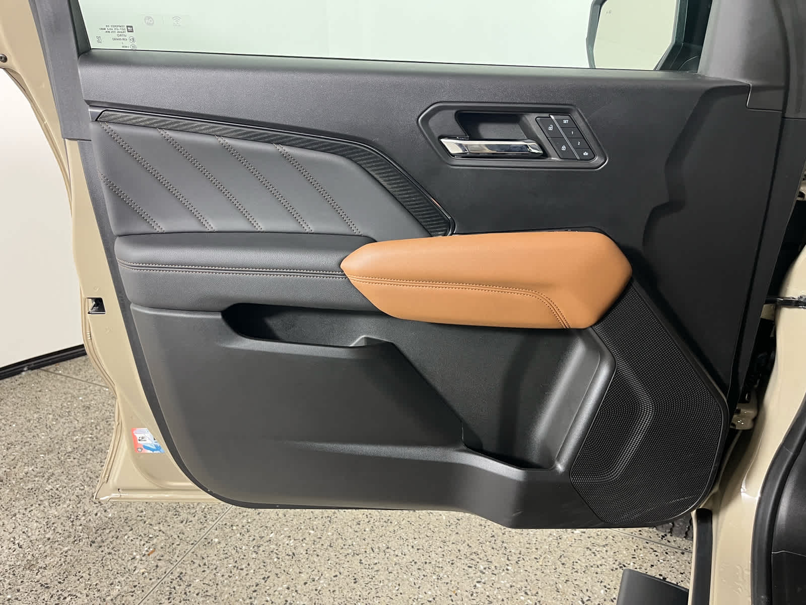 2024 GMC Canyon 4WD AT4