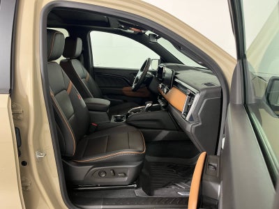 2024 GMC Canyon 4WD AT4