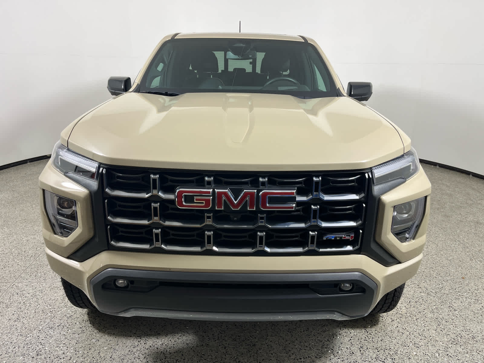 2024 GMC Canyon 4WD AT4