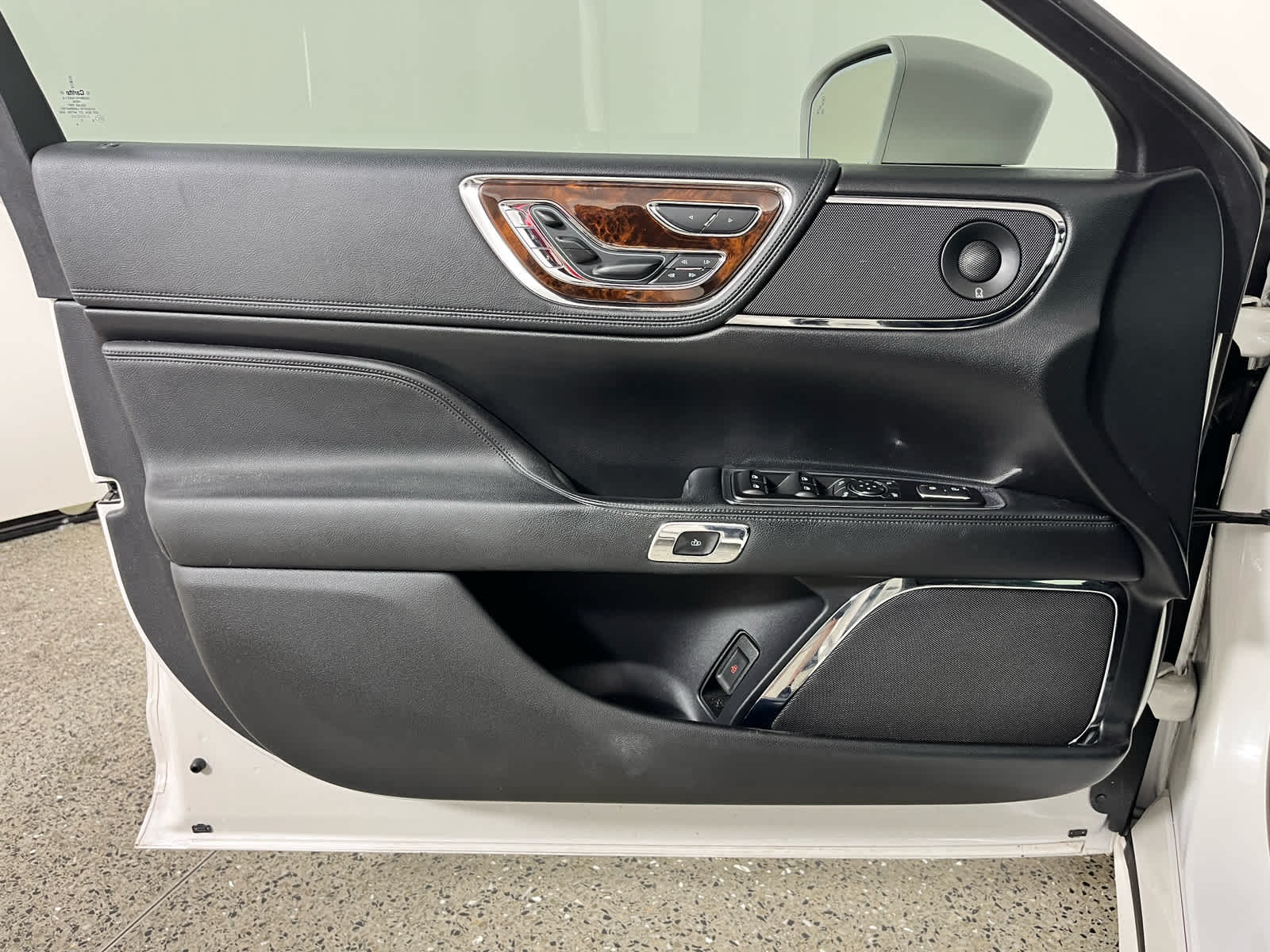 2018 Lincoln Continental Reserve