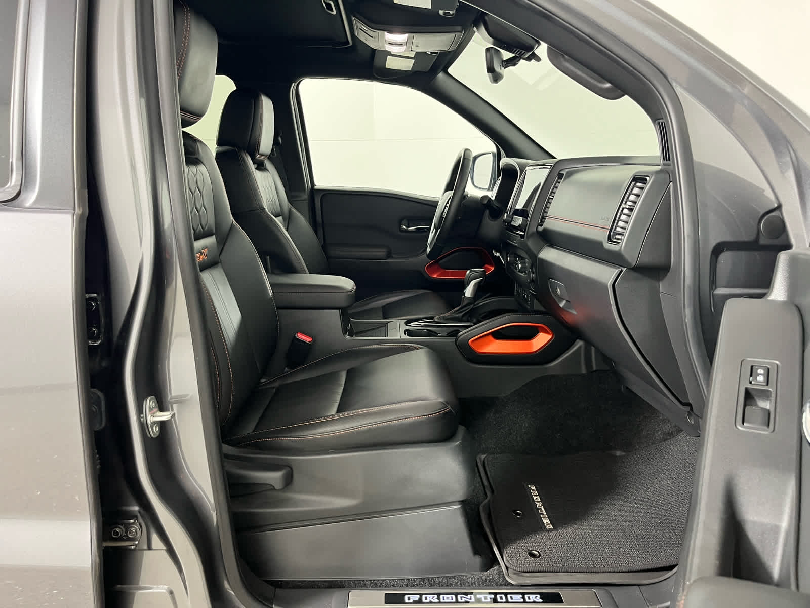 2024 Nissan Frontier PRO-X