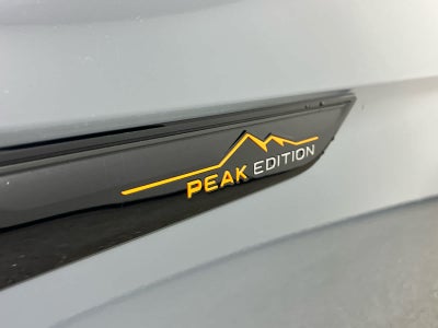 2024 Volkswagen Atlas 2.0T Peak Edition SEL
