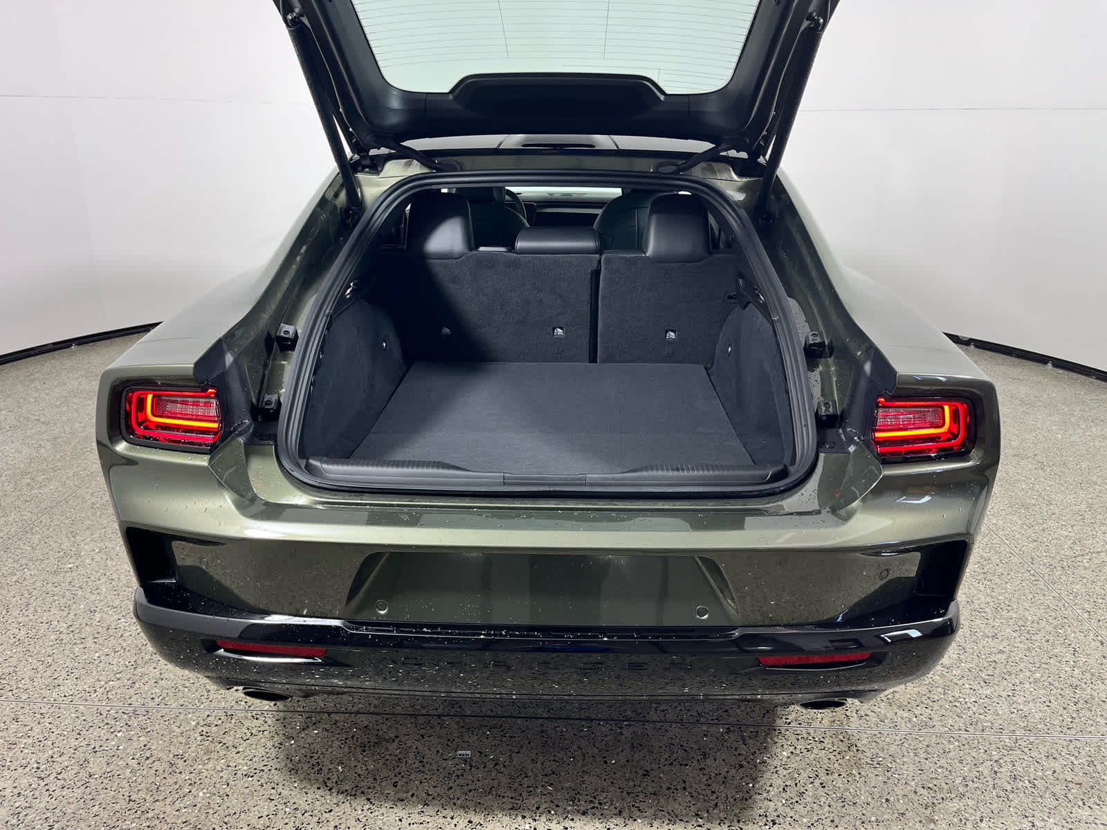 2026 Dodge Charger CHARGER R/T PLUS 4-DOOR AWD