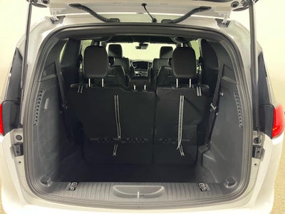 2026 Chrysler Voyager VOYAGER LX