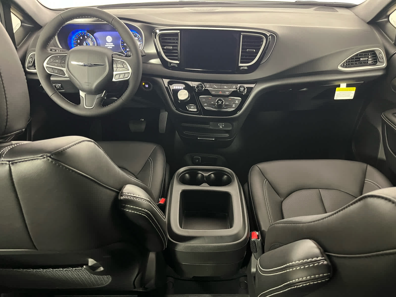 2026 Chrysler Voyager VOYAGER LX