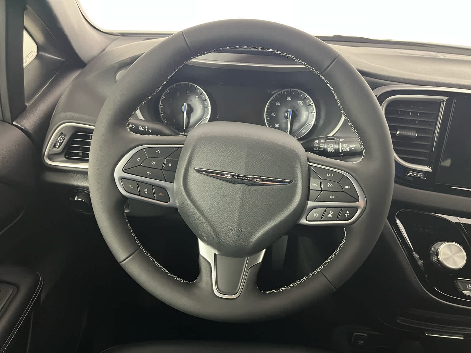 2026 Chrysler Voyager VOYAGER LX