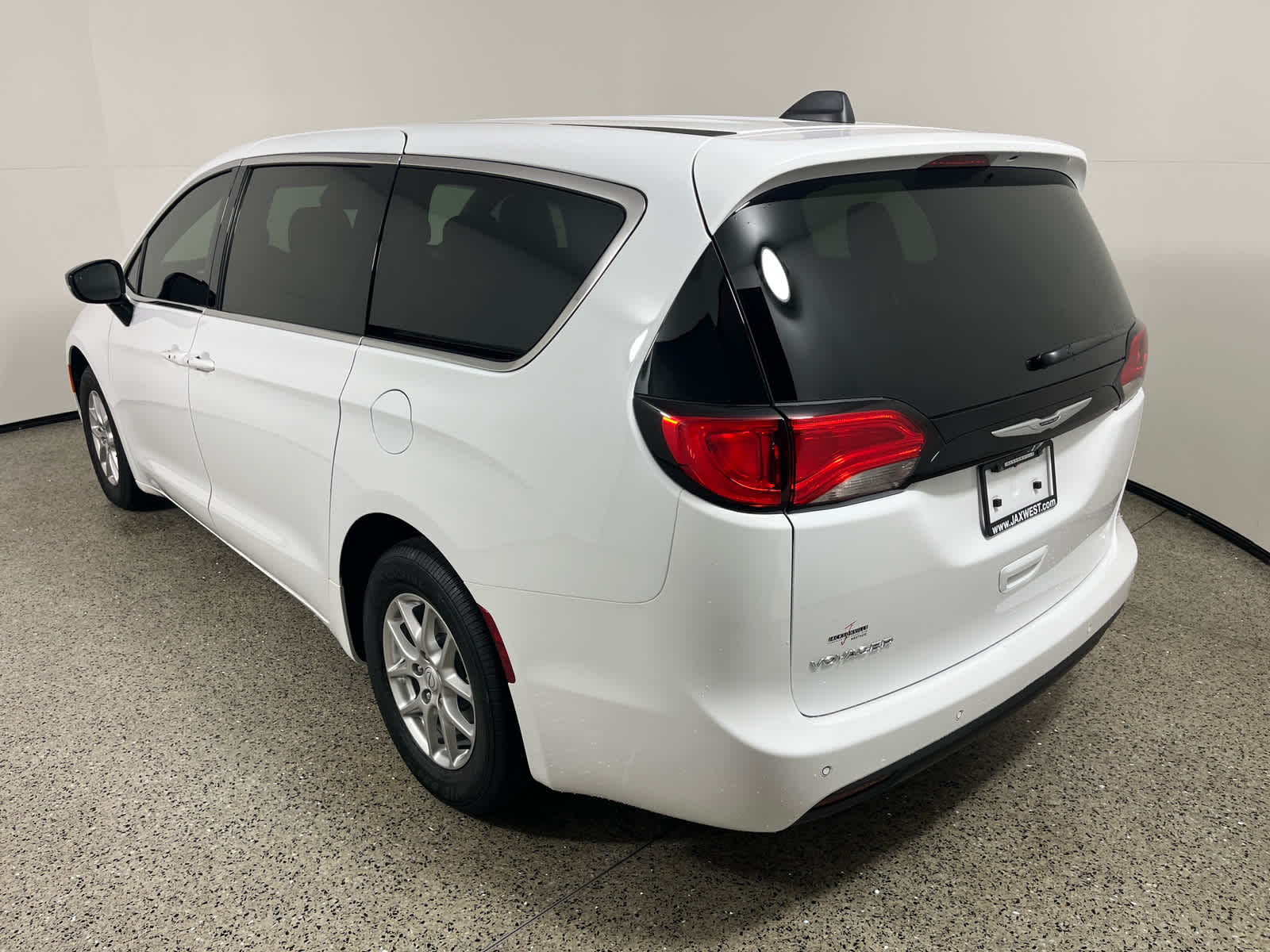 2026 Chrysler Voyager VOYAGER LX