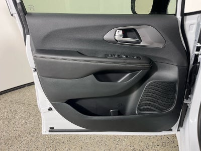 2026 Chrysler Voyager VOYAGER LX