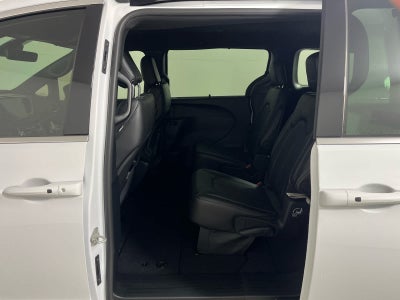 2026 Chrysler Voyager VOYAGER LX