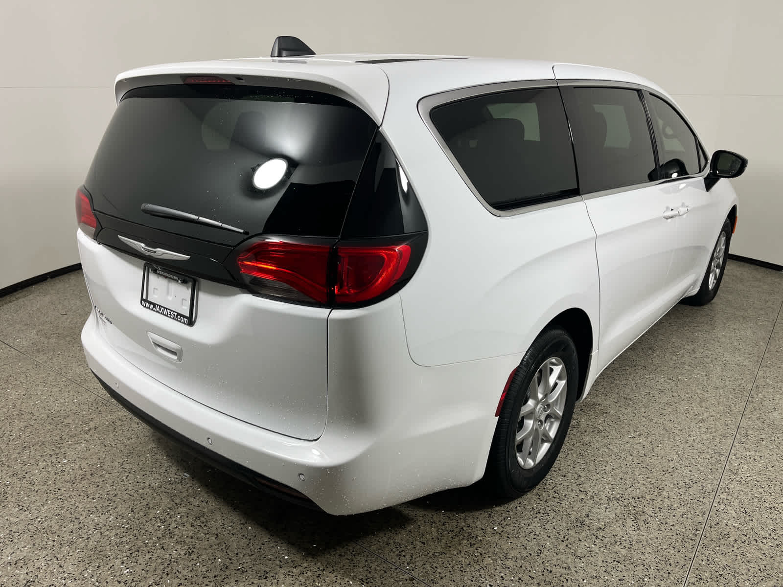 2026 Chrysler Voyager VOYAGER LX