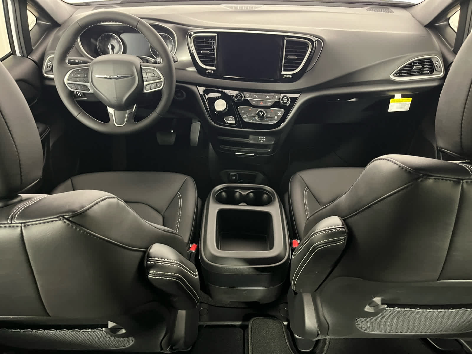 2026 Chrysler Voyager VOYAGER LX