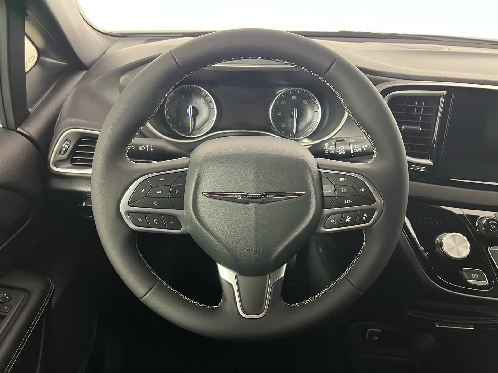 2026 Chrysler Voyager VOYAGER LX