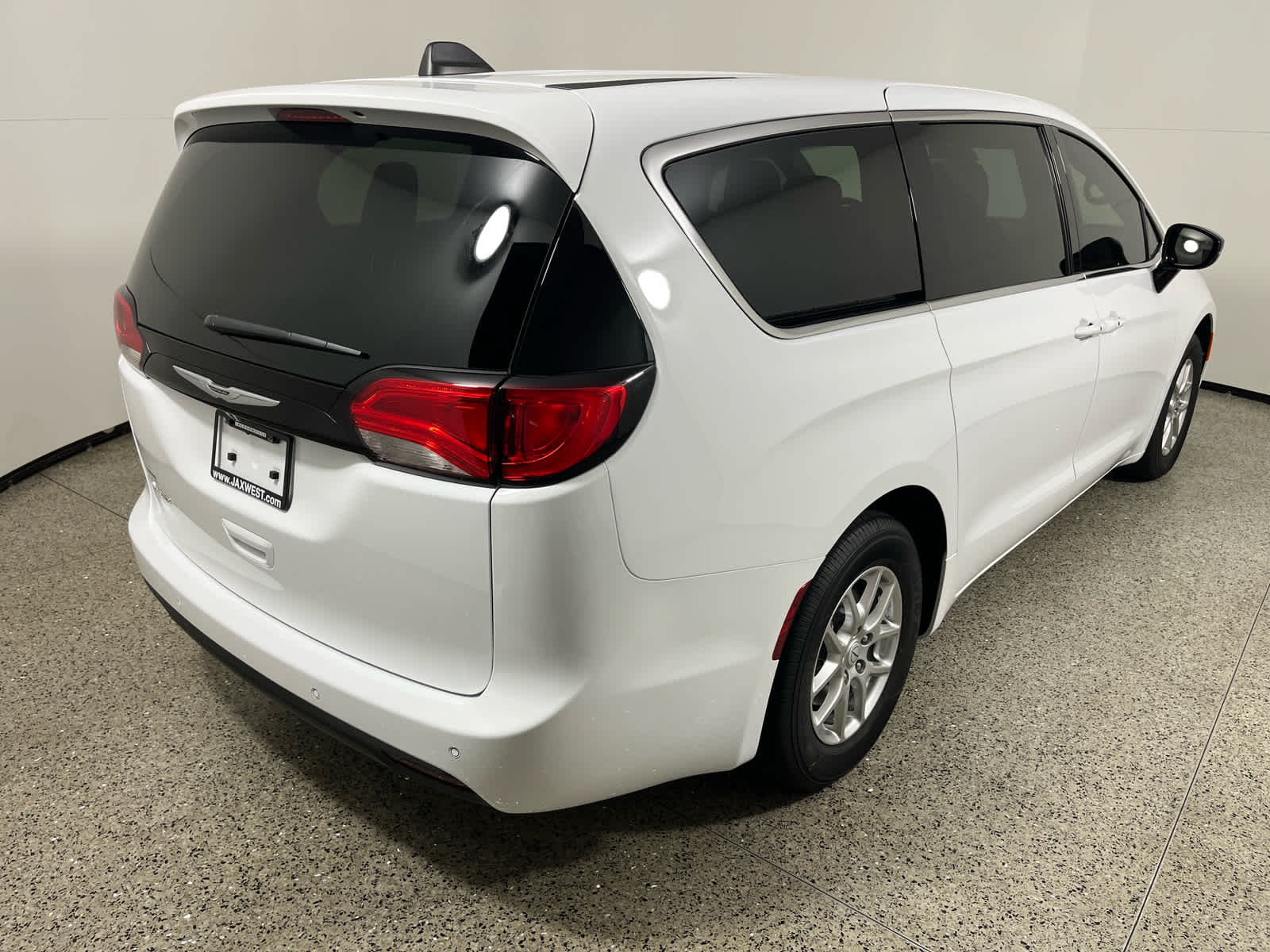2026 Chrysler Voyager VOYAGER LX