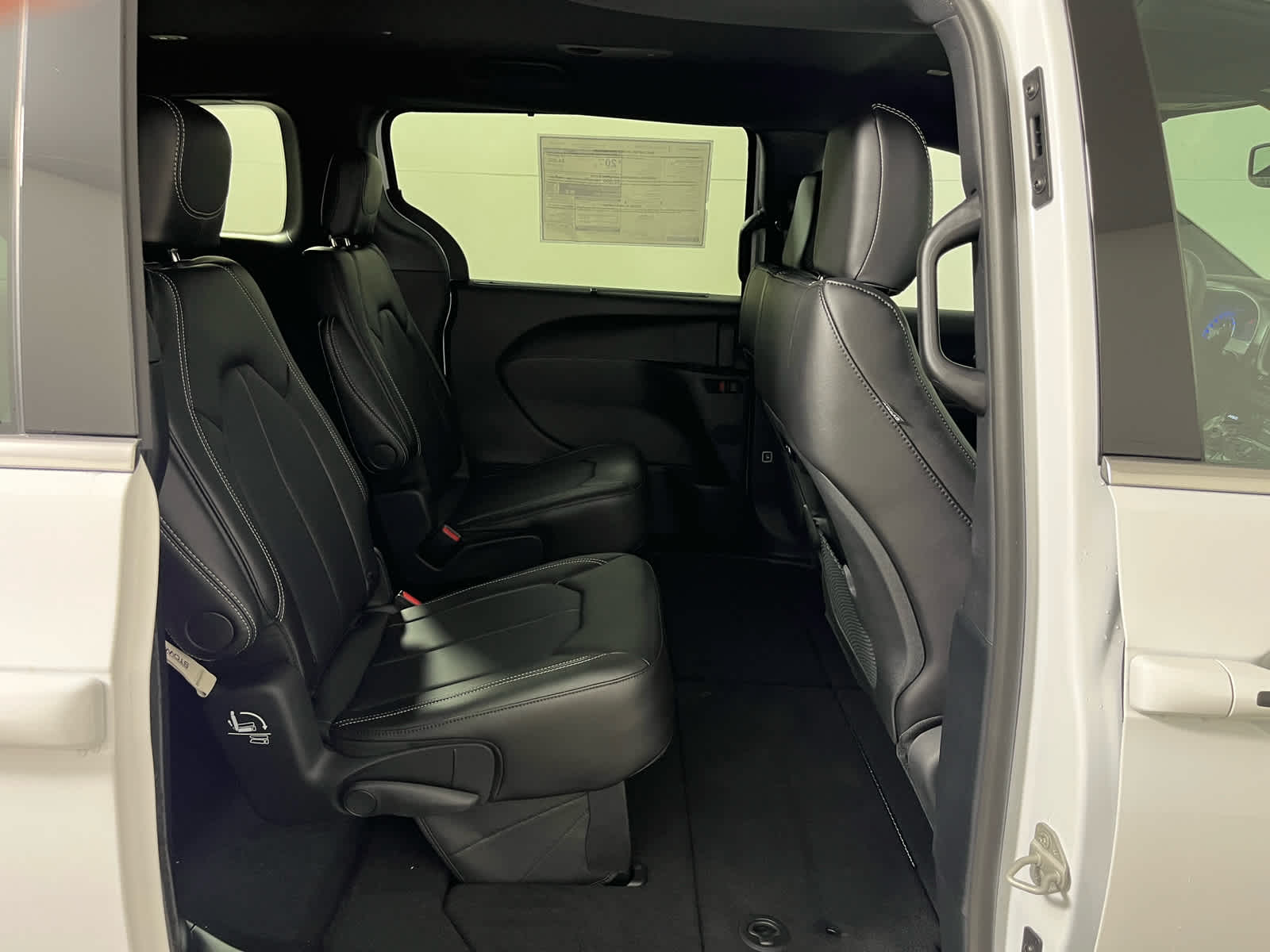 2026 Chrysler Pacifica PACIFICA SELECT AWD