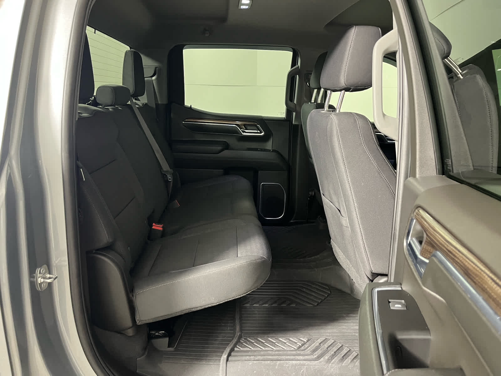 2024 Chevrolet Silverado 1500 4WD Crew Cab Short Bed LT