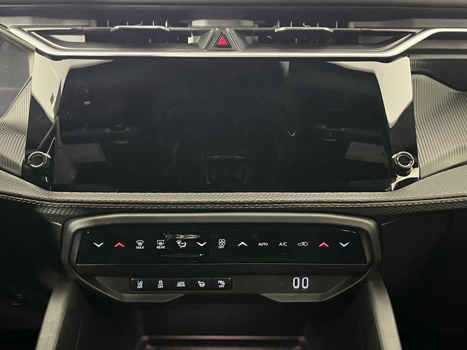 2026 Jeep Cherokee CHEROKEE OVERLAND 4X4