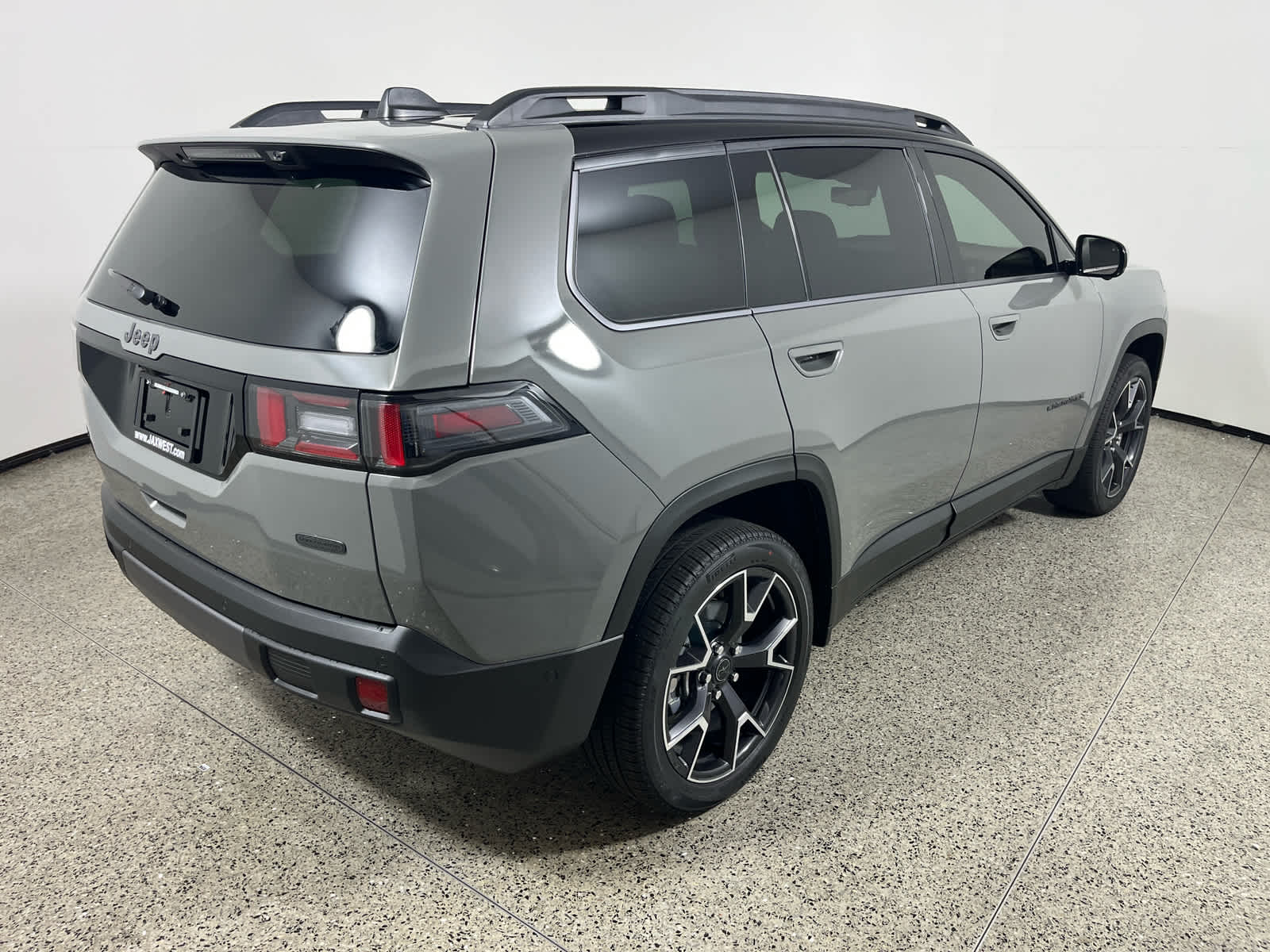 2026 Jeep Cherokee Overland