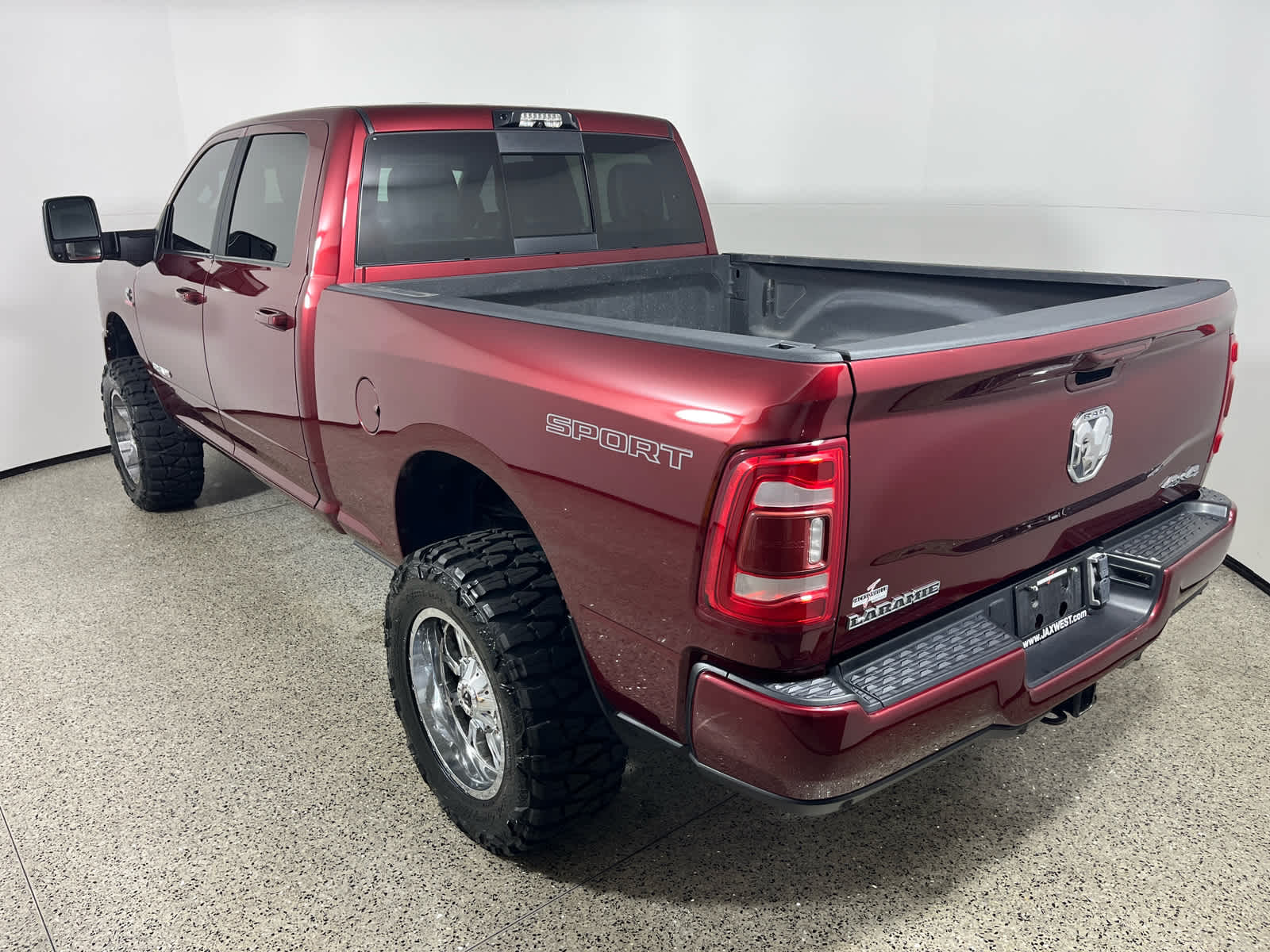 2023 RAM 3500 Laramie Crew Cab 4x4 6'4' Box