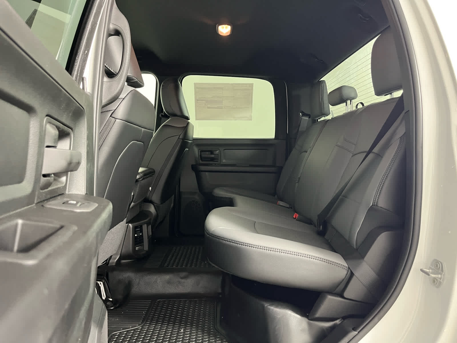 2026 RAM Ram 3500 RAM 3500 TRADESMAN CREW CAB 4X4 8' BOX