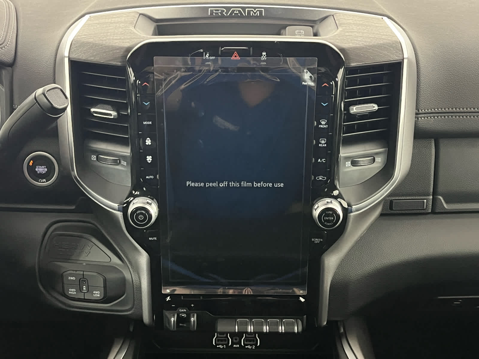 2026 RAM Ram 2500 RAM 2500 LARAMIE CREW CAB 4X4 6'4' BOX