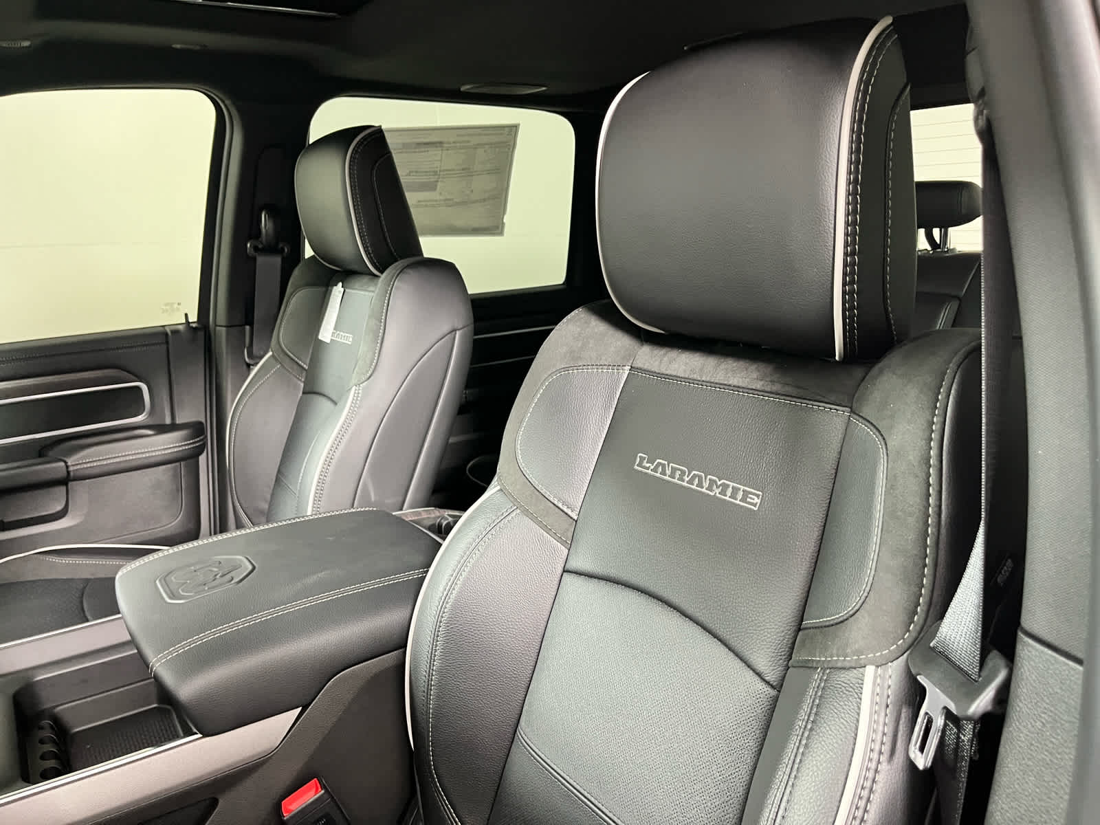 2026 RAM Ram 2500 RAM 2500 LARAMIE CREW CAB 4X4 6'4' BOX