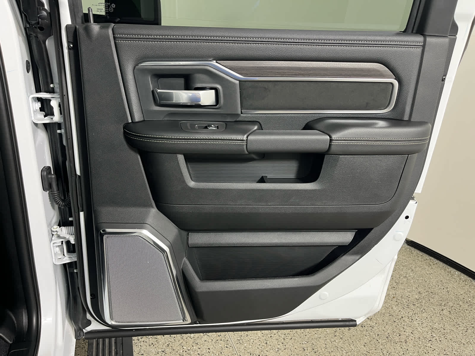 2027 RAM 2500 Laramie