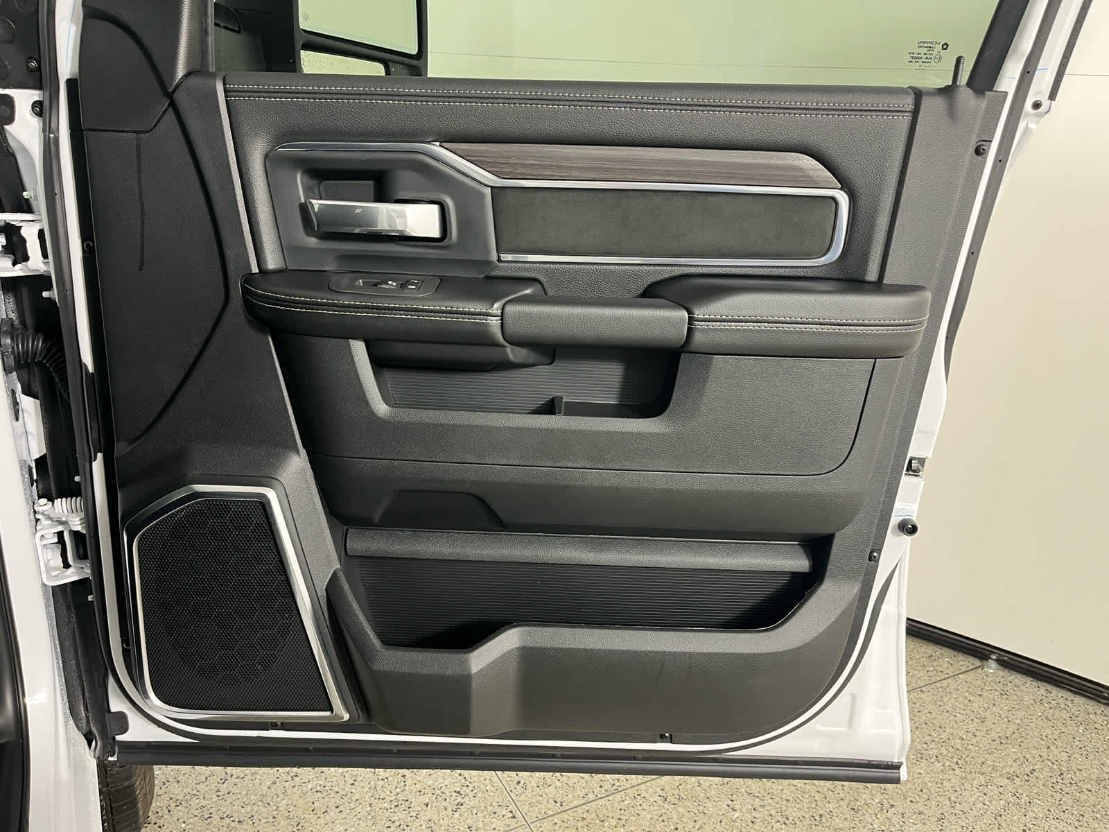 2026 RAM Ram 2500 RAM 2500 LARAMIE MEGA CAB 4X4 6'4' BOX