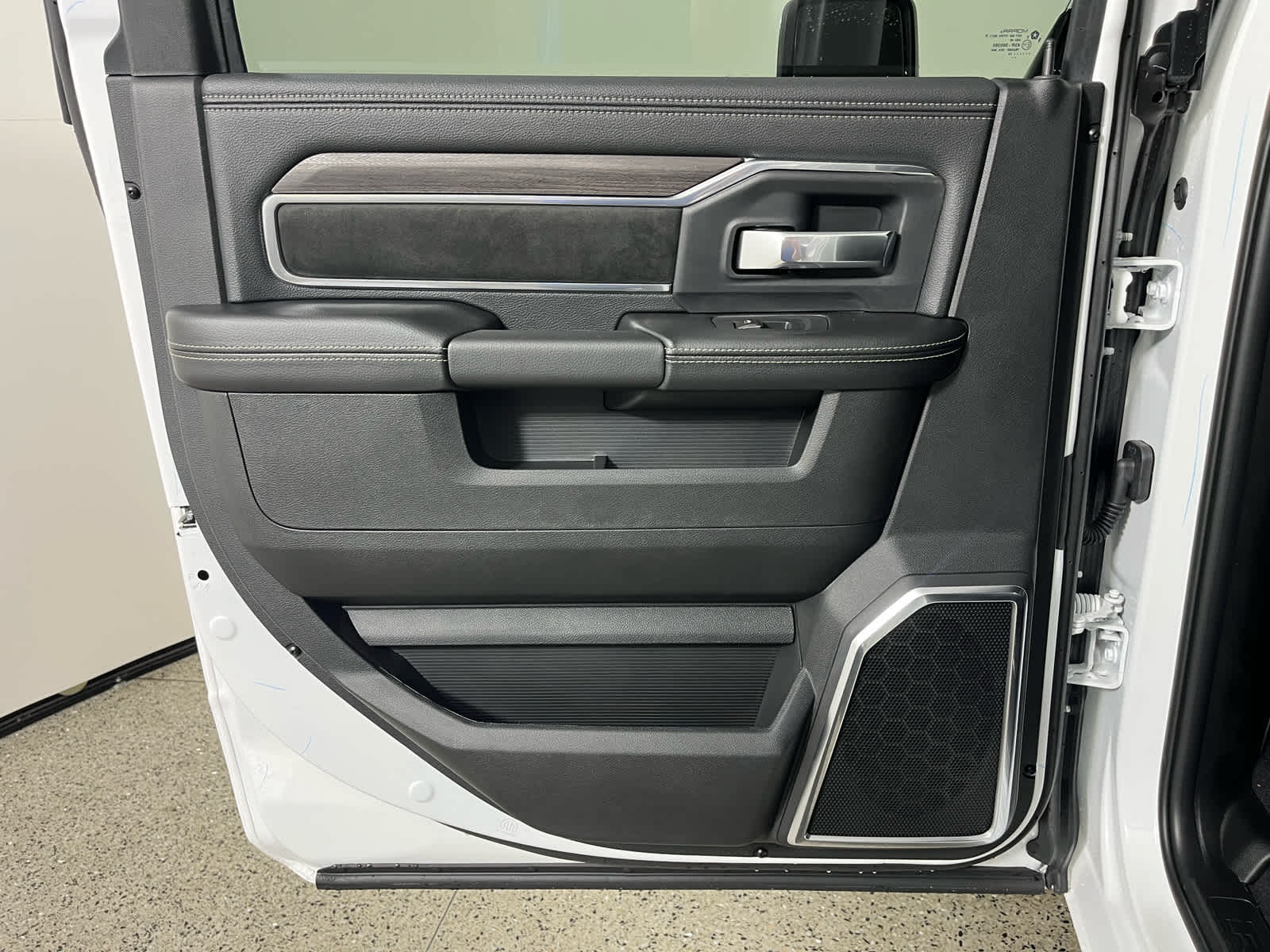 2026 RAM Ram 2500 RAM 2500 LARAMIE MEGA CAB 4X4 6'4' BOX