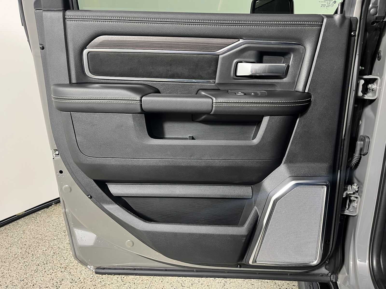 2026 RAM Ram 2500 RAM 2500 LARAMIE MEGA CAB 4X4 6'4' BOX