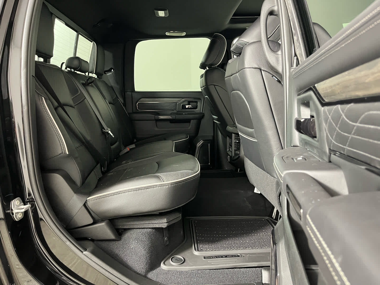 2025 RAM Ram 2500 RAM 2500 LIMITED CREW CAB 4X4 6'4' BOX