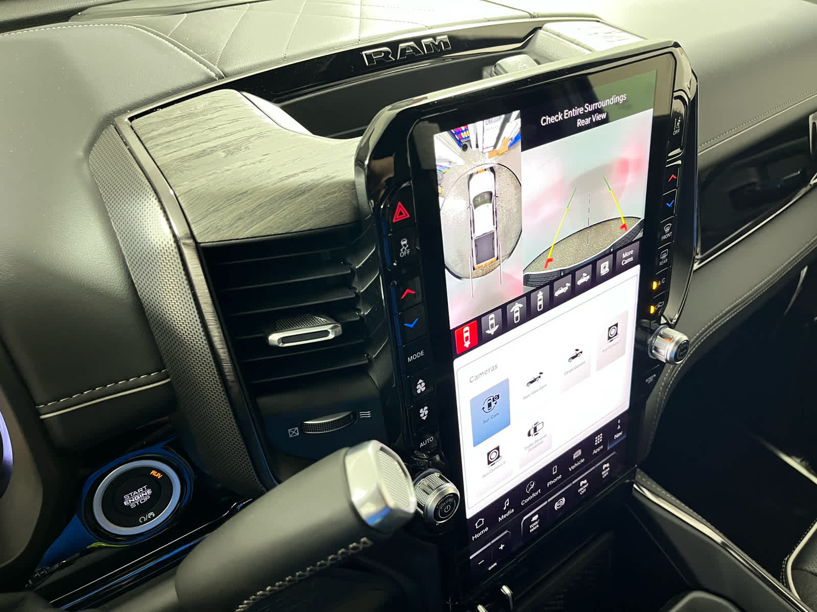 2026 RAM Ram 2500 RAM 2500 LIMITED CREW CAB 4X4 6'4' BOX