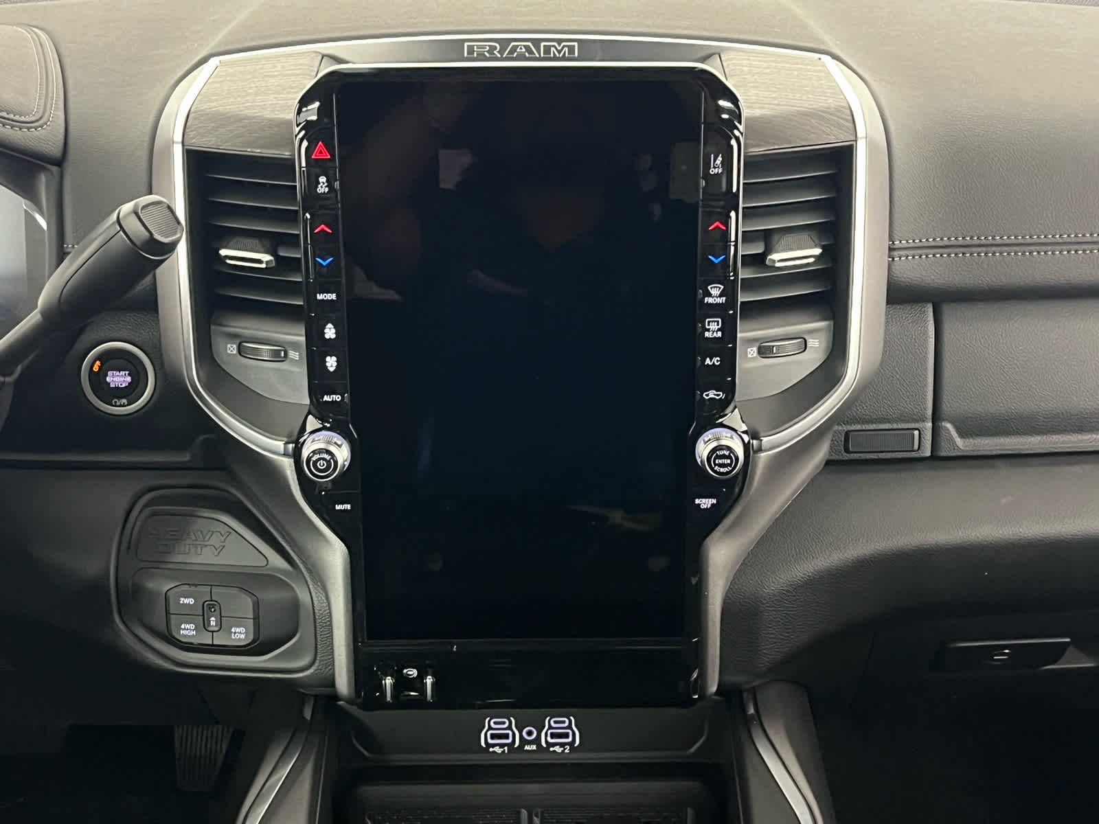 2026 RAM Ram 3500 RAM 3500 LARAMIE CREW CAB 4X4 8' BOX