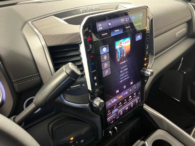 2026 RAM Ram 3500 RAM 3500 LARAMIE CREW CAB 4X4 8' BOX