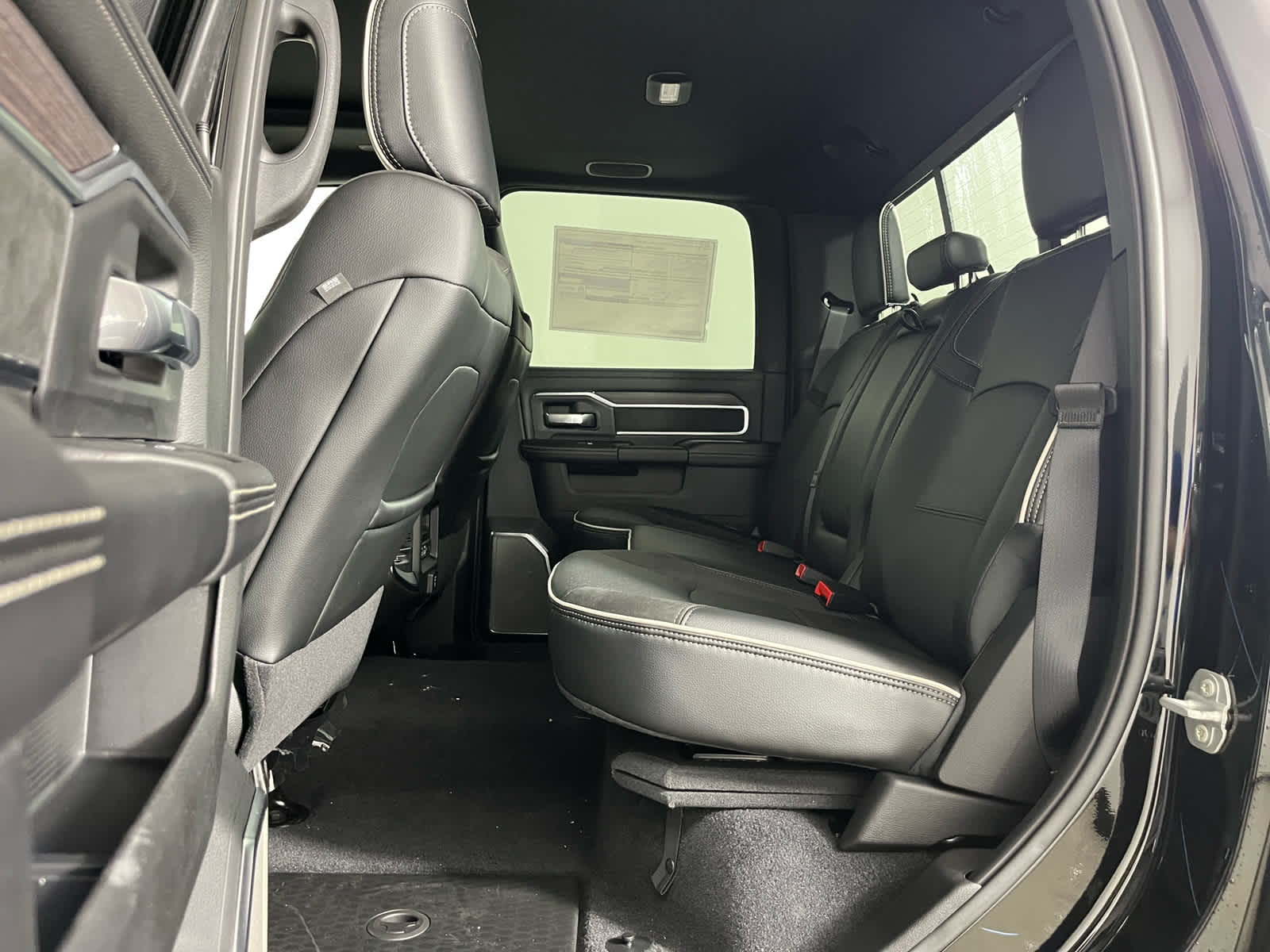 2026 RAM Ram 3500 RAM 3500 LARAMIE CREW CAB 4X4 8' BOX