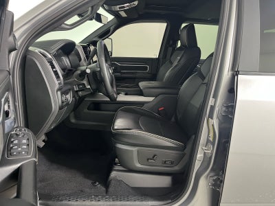 2024 RAM 3500 Laramie Crew Cab 4x4 8' Box