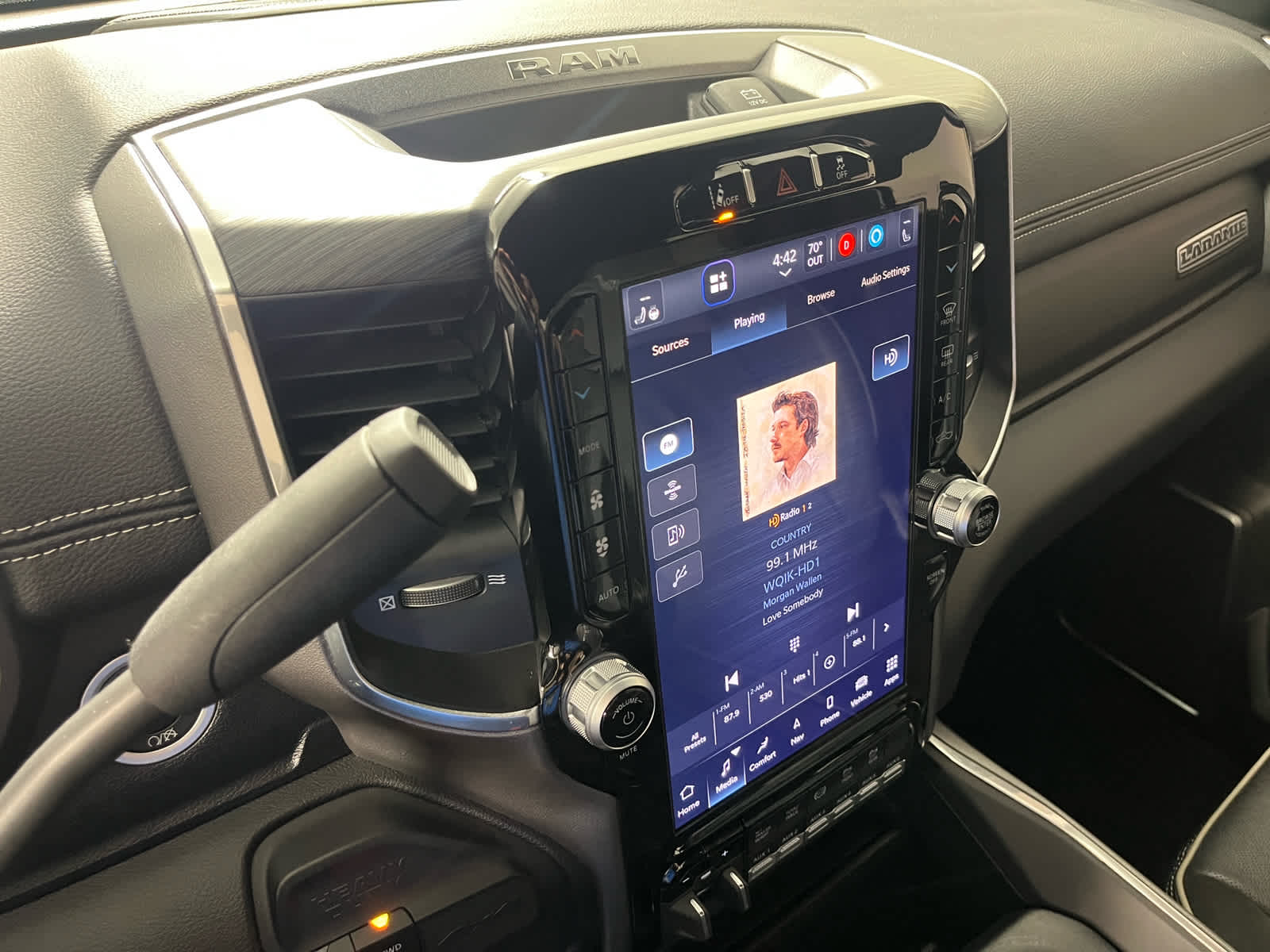 2024 RAM 3500 Laramie Crew Cab 4x4 8' Box