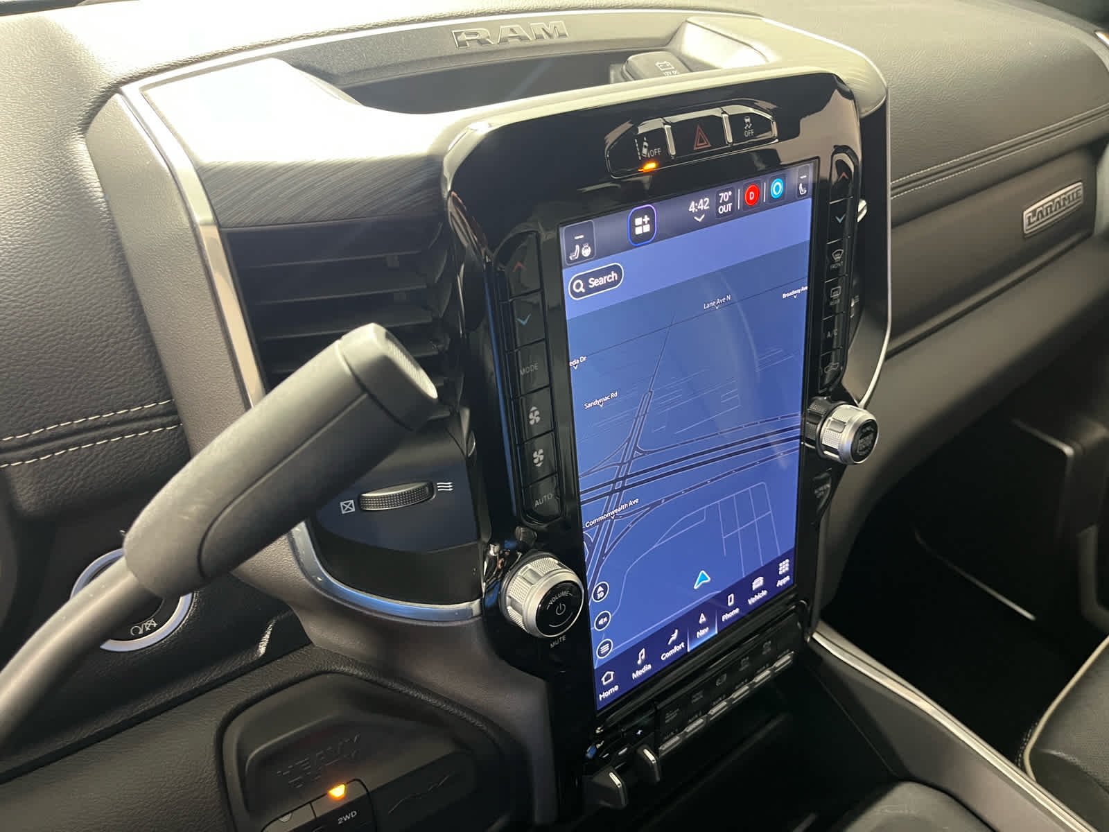 2024 RAM 3500 Laramie Crew Cab 4x4 8' Box