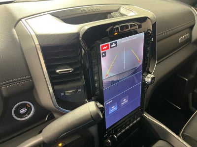 2024 RAM 3500 Laramie Crew Cab 4x4 8' Box