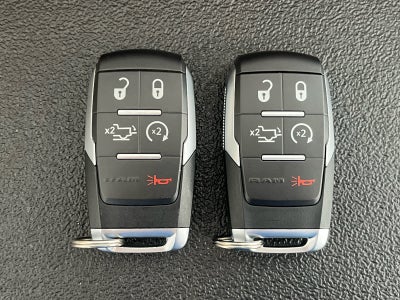 2024 RAM 3500 Laramie Crew Cab 4x4 8' Box