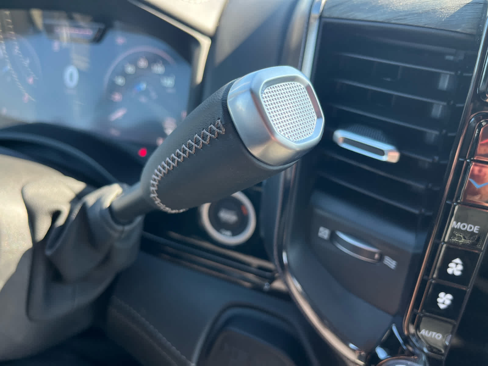 2025 RAM Ram 3500 RAM 3500 LIMITED CREW CAB 4X4 8' BOX