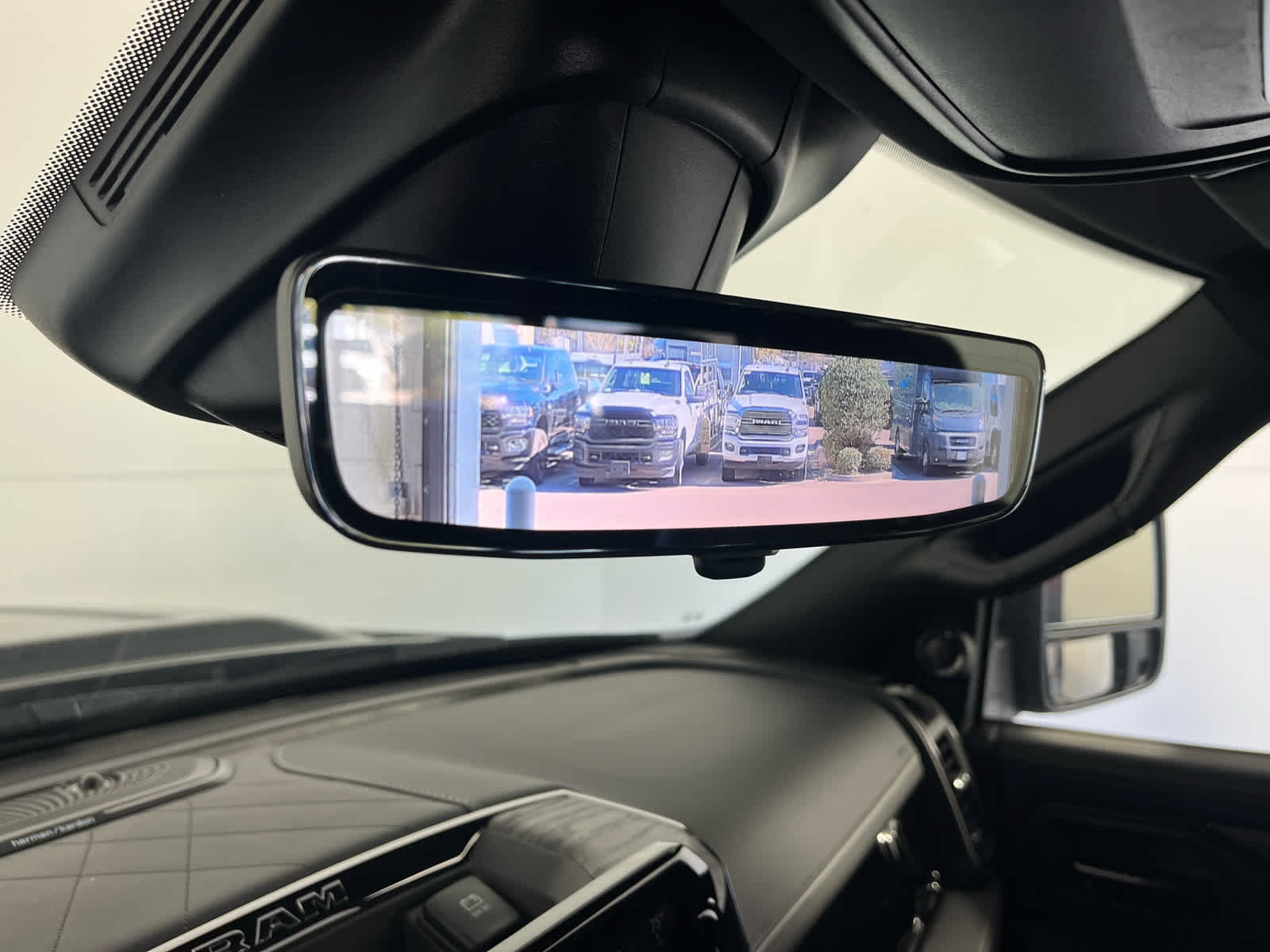 2026 RAM Ram 3500 RAM 3500 LIMITED CREW CAB 4X4 8' BOX