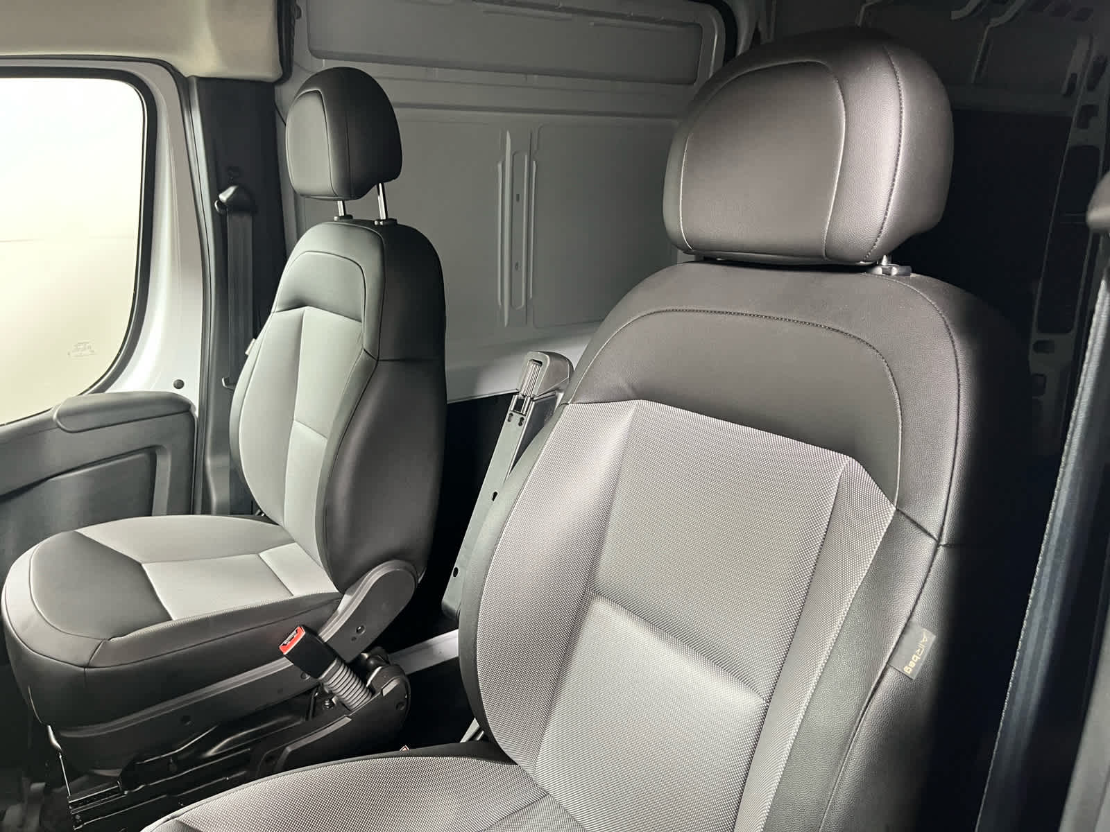 2025 RAM ProMaster Tradesman