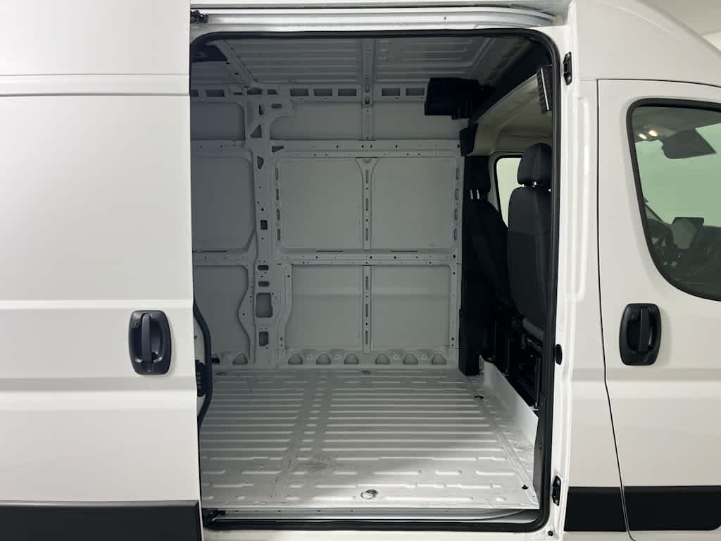 2026 RAM ProMaster Tradesman