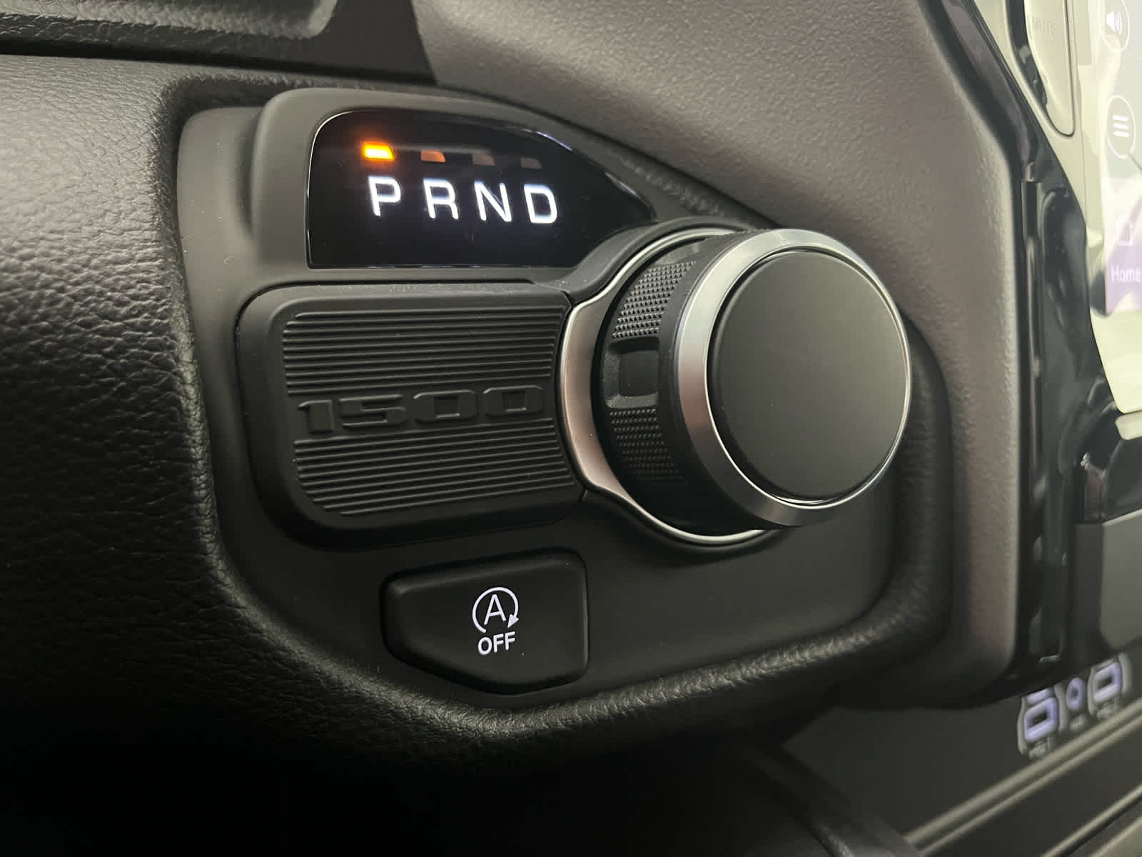 2025 RAM Ram 1500 RAM 1500 LONE STAR CREW CAB 4X2 5'7' BOX