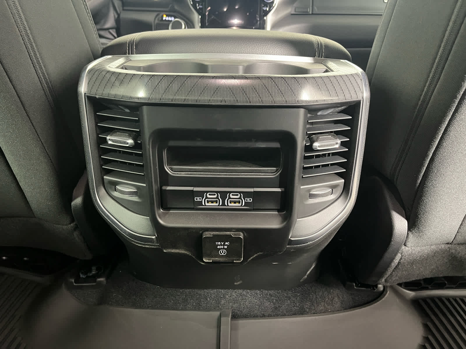 2025 RAM Ram 1500 RAM 1500 LONE STAR CREW CAB 4X2 5'7' BOX