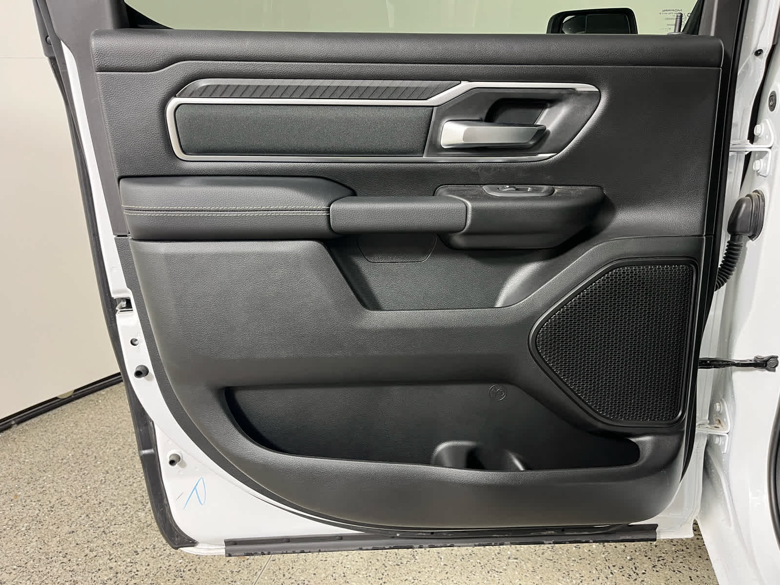 2025 RAM Ram 1500 RAM 1500 BIG HORN CREW CAB 4X2 5'7' BOX