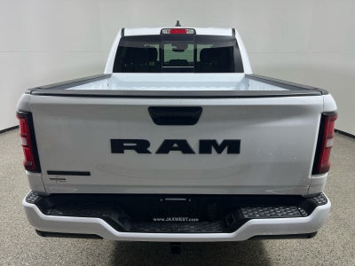 2025 RAM Ram 1500 RAM 1500 BIG HORN CREW CAB 4X2 5'7' BOX