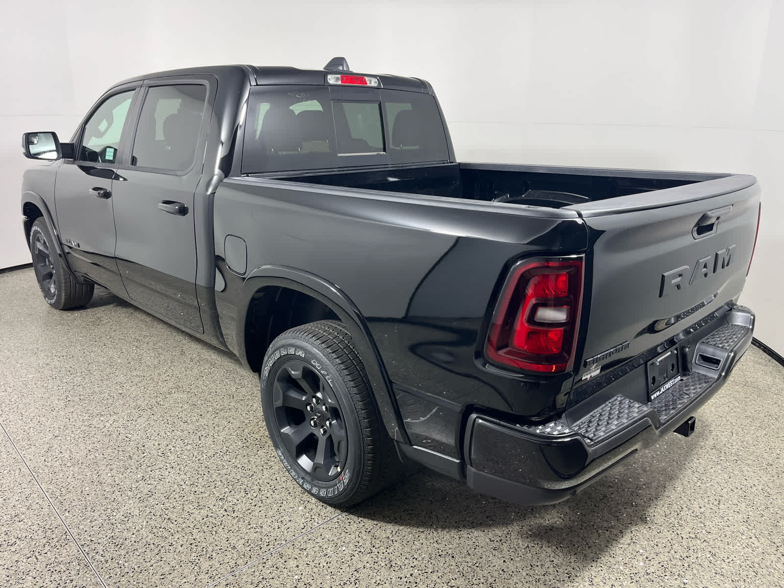 2025 RAM Ram 1500 RAM 1500 BIG HORN CREW CAB 4X2 5'7' BOX