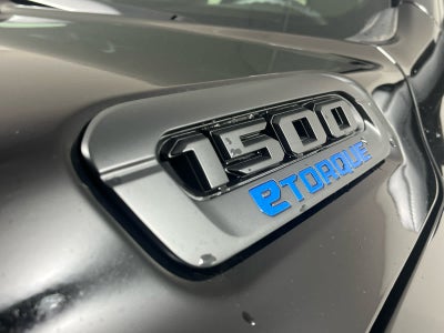 2025 RAM Ram 1500 RAM 1500 TRADESMAN CREW CAB 4X2 5'7' BOX